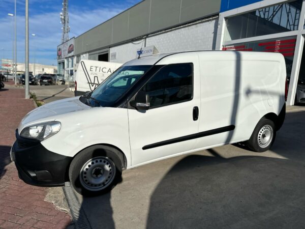 FIAT Doblo Cargo Base Maxi 1.3 Mjet 70kW Carga Aumentada - Imagen 4