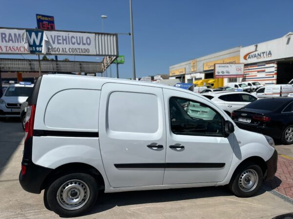 RENAULT Kangoo Furgón Combi Profesional  dCi 75 Gen5 - Imagen 5
