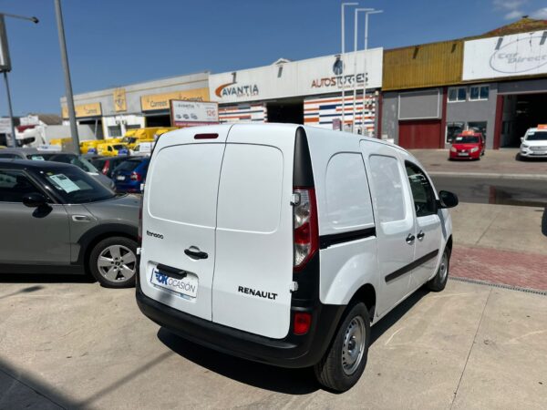 RENAULT Kangoo Furgón Combi Profesional  dCi 75 Gen5 - Imagen 4