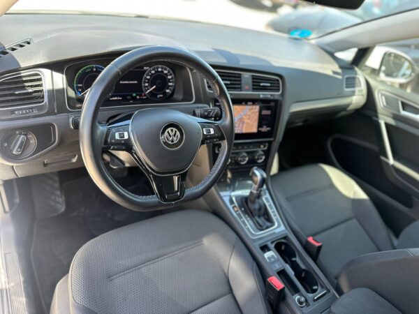 VOLKSWAGEN Golf e-Golf ePower - Imagen 8