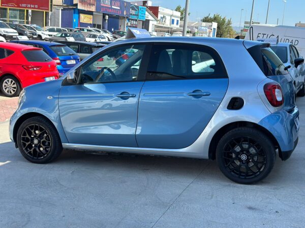 SMART forfour 60kW81CV electric drive - Imagen 6