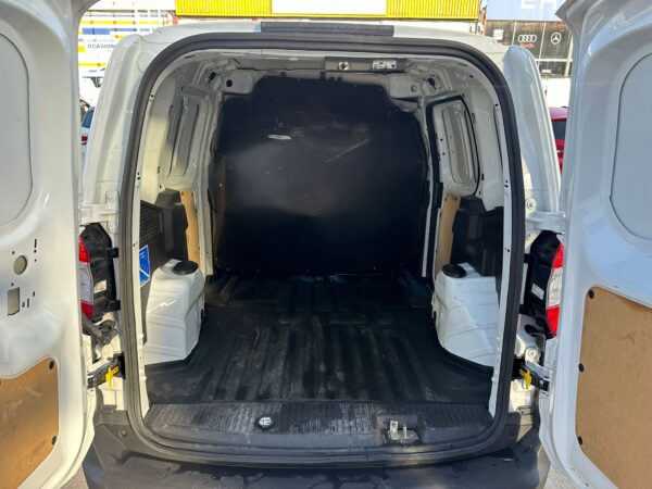 FORD Transit Courier Kombi 1.5 TDCi 56kW Ambiente - Imagen 11