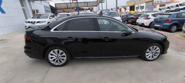 AUDI A4 Advanced 35 TDI 120kW 163CV S tronic - Imagen 7