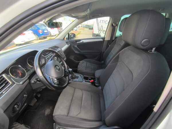 VOLKSWAGEN Tiguan Sport 2.0 TDI 110kW 150CV DSG - Imagen 10