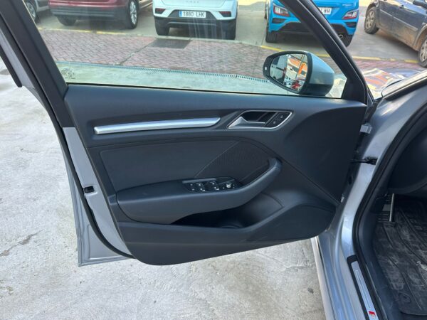 AUDI A3 S line 30 TFSI 85kW 116CV Sportback - Imagen 19