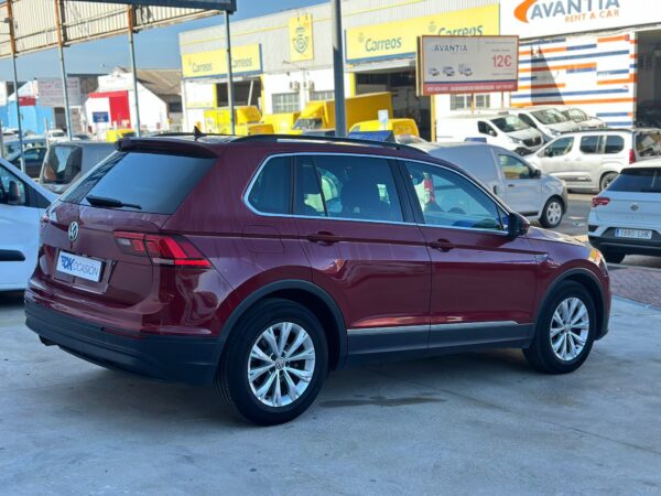 VOLKSWAGEN Tiguan Advance 2.0 TDI 110kW 150CV DSG - Imagen 16