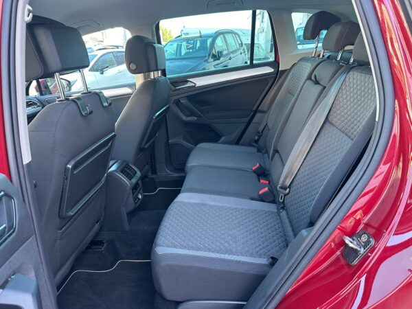 VOLKSWAGEN Tiguan Advance 2.0 TDI 110kW 150CV DSG - Imagen 4