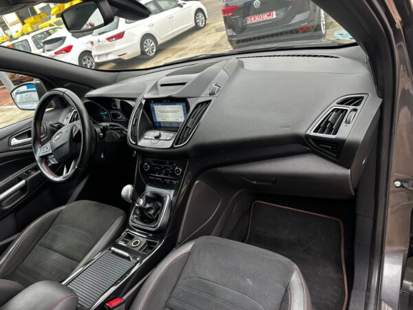 FORD Kuga 2.0 TDCi 110kW 4x2 Trend - Imagen 15