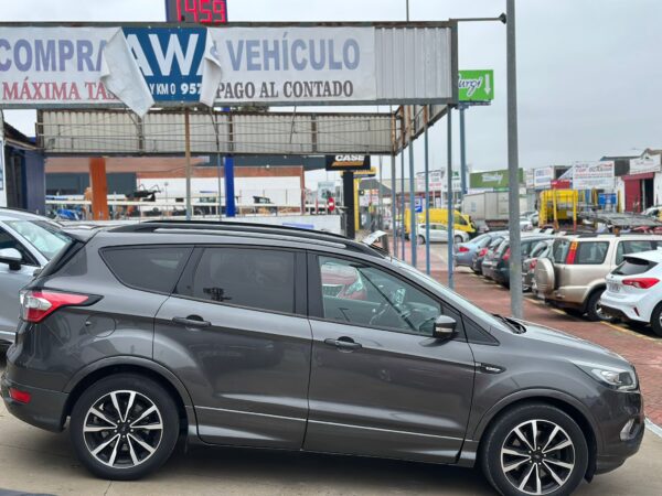 FORD Kuga 2.0 TDCi 110kW 4x2 Trend - Imagen 5