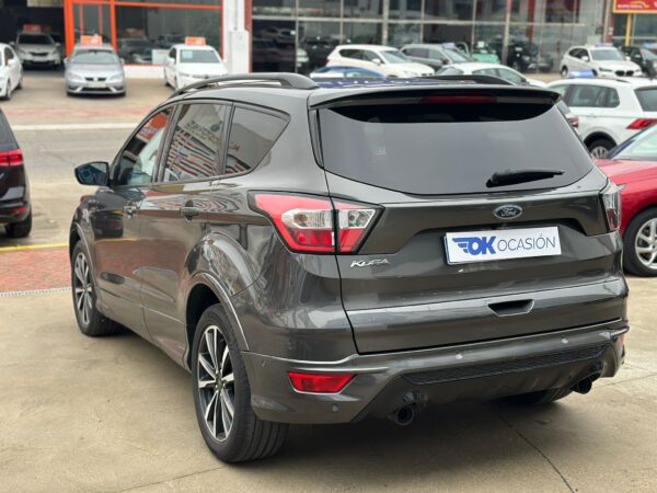 FORD Kuga 2.0 TDCi 110kW 4x2 Trend - Imagen 8