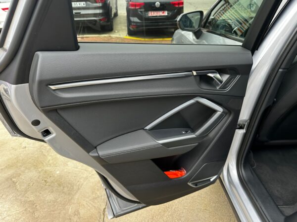 AUDI Q3 S line 35 TDI 110kW 150CV - Imagen 18