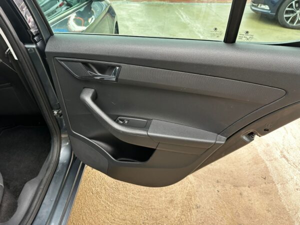 SKODA Fabia 1.0 TSI 70KW 95cv Ambition - Imagen 16