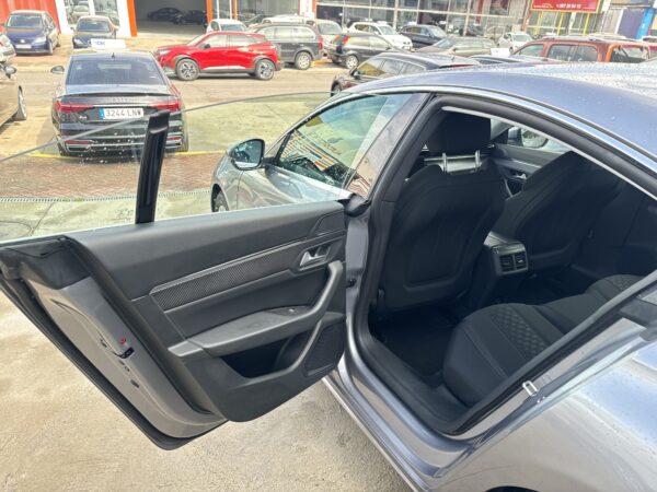 PEUGEOT 508 5P Active BlueHDi 130 SS EAT8 - Imagen 17
