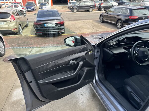 PEUGEOT 508 5P Active BlueHDi 130 SS EAT8 - Imagen 18
