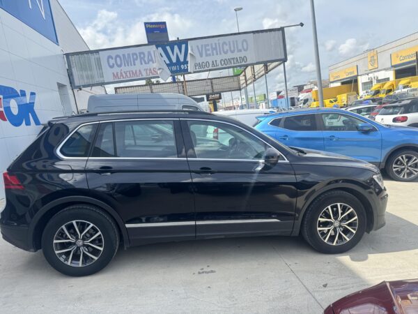 VOLKSWAGEN Tiguan Advance 1.6 TDI 85kW 115CV - Imagen 10