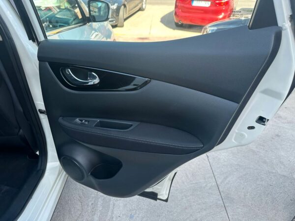 NISSAN QASHQAI dCi 85 kW 115 CV E6D DCT NCONNECTA - Imagen 13
